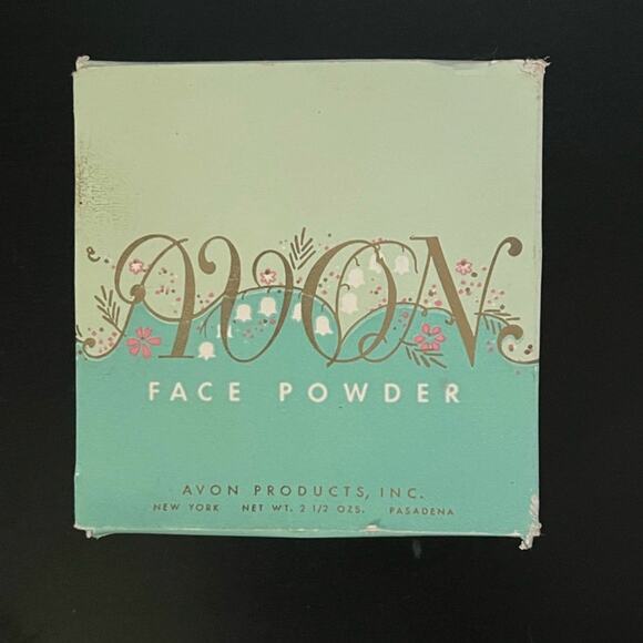 Vtg NIB Avon Face Powder w/ Original Box - "Natural" - Still Sealed - 1950-1960s - Picture 1 of 8